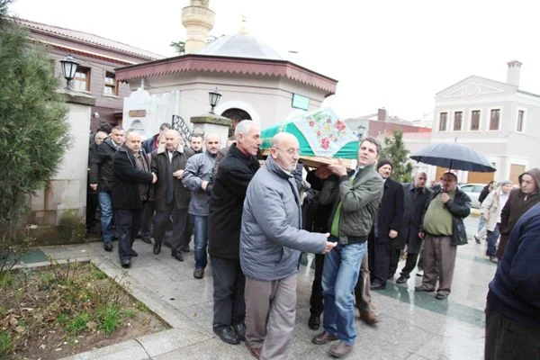 Beykoz’un sevilen esnaflarından, Beykoz Pide’nin sahipleri Dursun ve Şenol Şahin