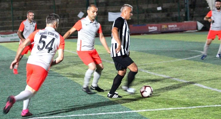 Beykoz'da Kavacıkspor 15 Temmuz Şehitler Stadı anlamlı bir turnuvaya ev
