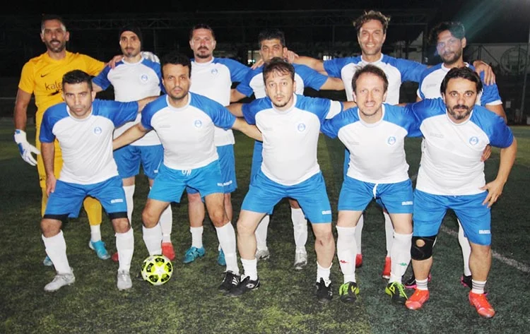 sakal beyk z3Wcp9TyPC