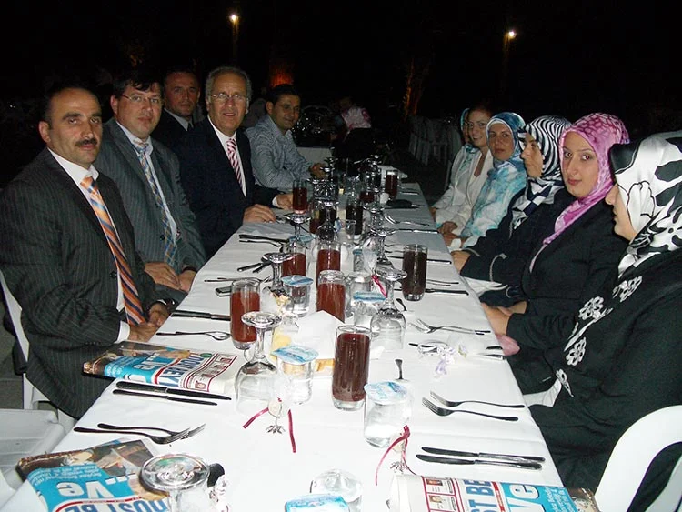 salim kararm nzlFZjHMls