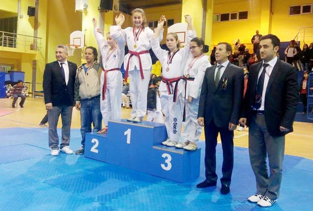 Beykoz Belediyesporlu Taekvondocular katıldıkları müsabakalardan madalyalar ile dönmeye devam ediyor.