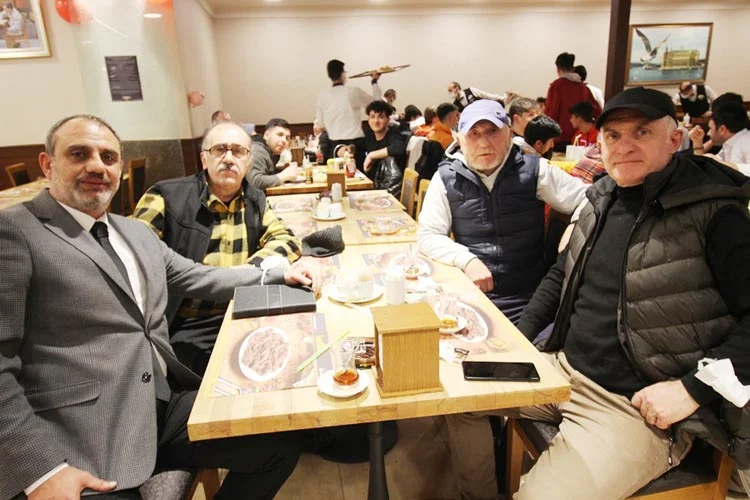 sampiyon kutlama 1 sHsgHbcuLS