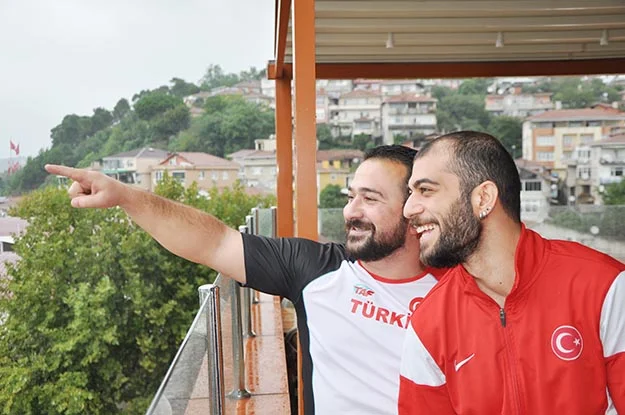 sampiyonl h bSrHOmgC