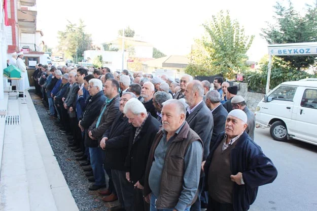 Beykoz'da spor camiasının yakından tanıdığı Talip Ercan'ın halası Emine Arslan,