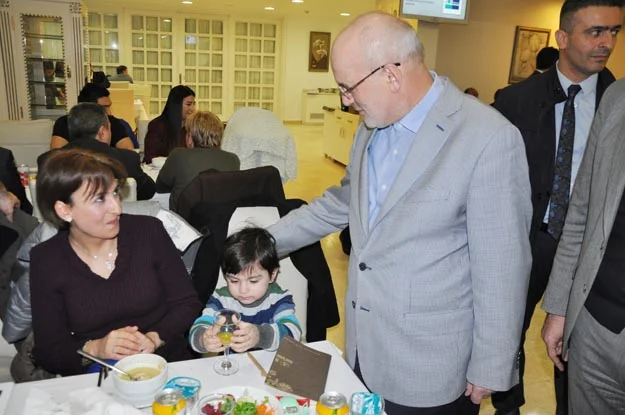 Beykoz Belediyesi, şehit ailelerini kucakladı 3 sehit a db 8 NhWkKYt14S