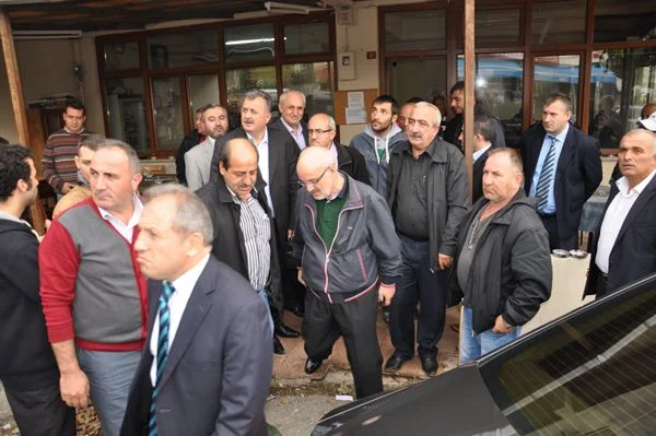 Akşam saatlerinde Marmara bölgesinde etkili olan sağanak yağmur Beykoz’un Akbaba,