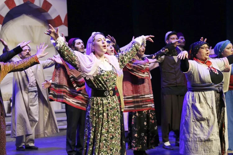 Tiyatroya gönül veren amatör Beykozluların sahnelediği “Semt-i Şahane Beykoz” müzikali