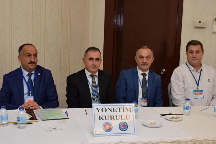 sendika kongre 4 8RaM2 r7lh