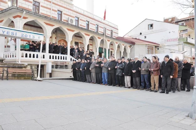 senol kay e8SLjoQOFp