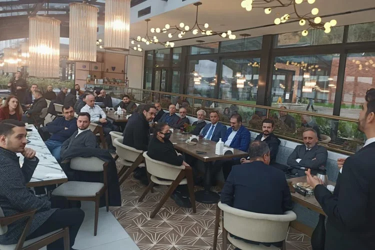 Ülkede yaşanan ekonomik tartışmalar üzerine meslek odaları art arda toplantılar