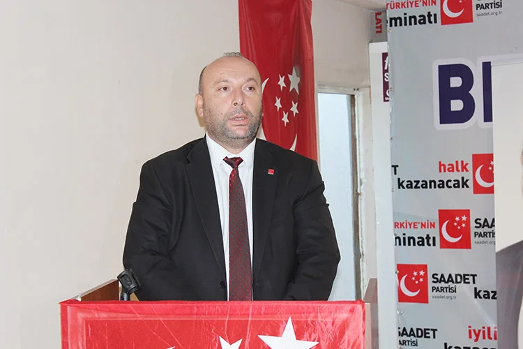 Dün gece İstanbul Bağçılar’da bulunan Saadet Partisi İstanbul İl Başkanlığı