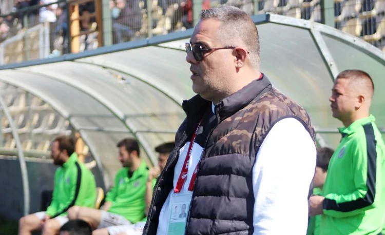 İstanbul Süper Amatör Lig 3. Grubunda ilk iki sırada yer