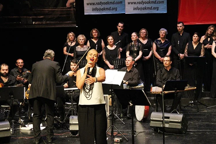 Büyülü ses yıllar sonra Beykoz’da sahneye çıktı 3 ses beykoz 2 DTpDn DLC4