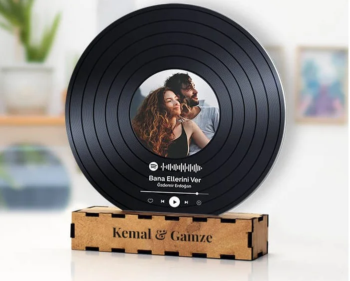 Aşkın büyülü bir dansa dönüştüğü, kalplerin birbirine yaklaştığı o özel