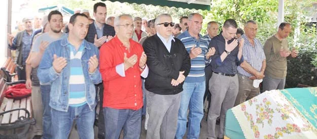 sevinc yilmaz 3 Sa0vOn9FM9