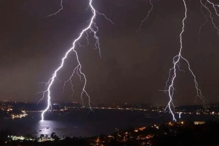 İBB AKOM'dan yapılan duyuruda Beykoz genelinde pazar günü serin ve