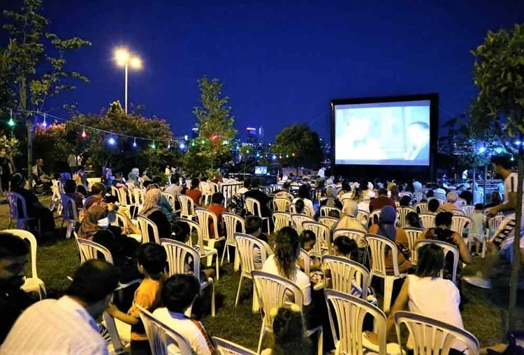 Beykoz Belediyesi tarafından başlatılan Açık Hava Sinema günlerinde Ağustos programı