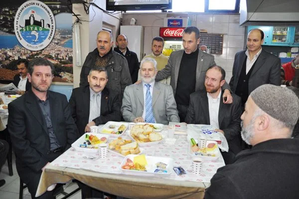 Saadet Partisi Beykoz İlçe yöneticileri, Beykoz Sinoplular Derneği (SİYAD)’a sabah