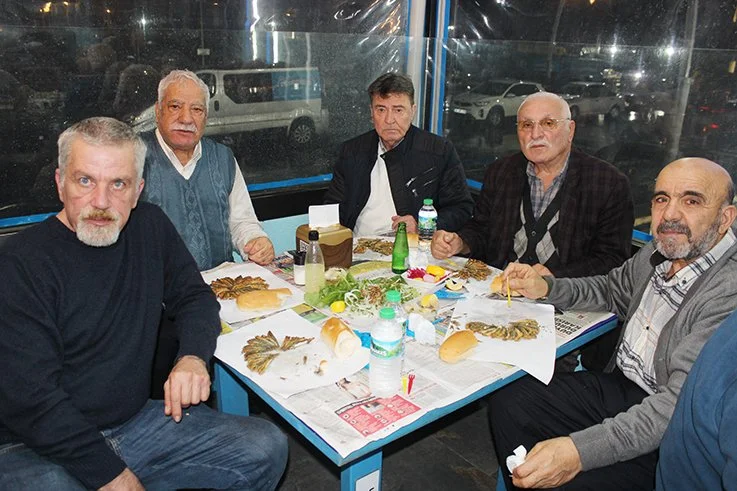 Beykoz’un emekçileri akşam yemeğinde buluştu 3 sise cam 4 lNIj NLK5j