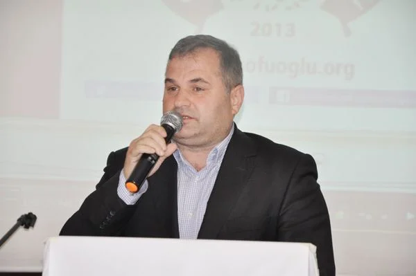 Sofuoğlu Aileleri, İstanbul Valisi Hüseyin Avni Mutlu'nun da katılımıyla, yaklaşık