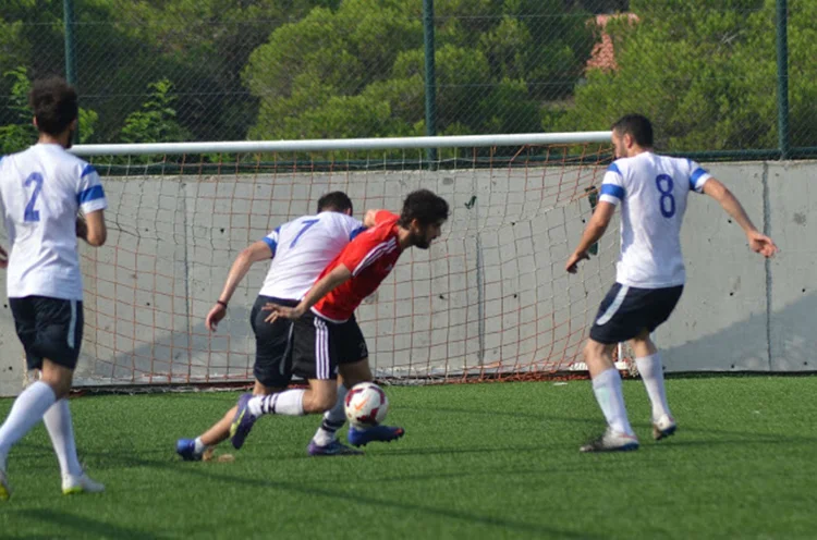 Soğuksuspor, hazırlık karşılaşmasında Ümraniye temsilcisi Karabekirspor'u ilk yarıda 2 ve