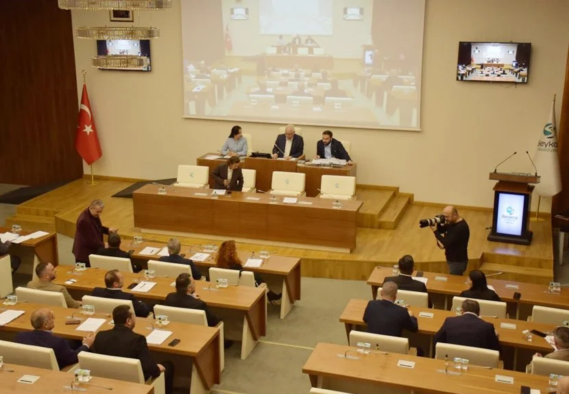 Beykoz Belediye Meclisi 2024 yılı çalışmalarını tamamladı. Son meclis toplantısında