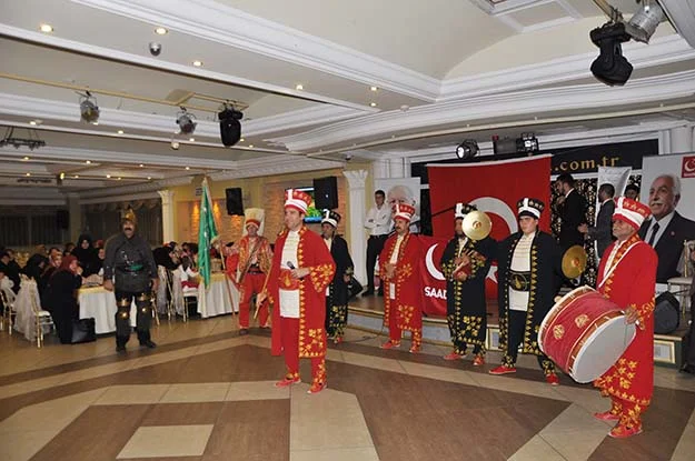 sp aday taniti 1 f1RNEYeM