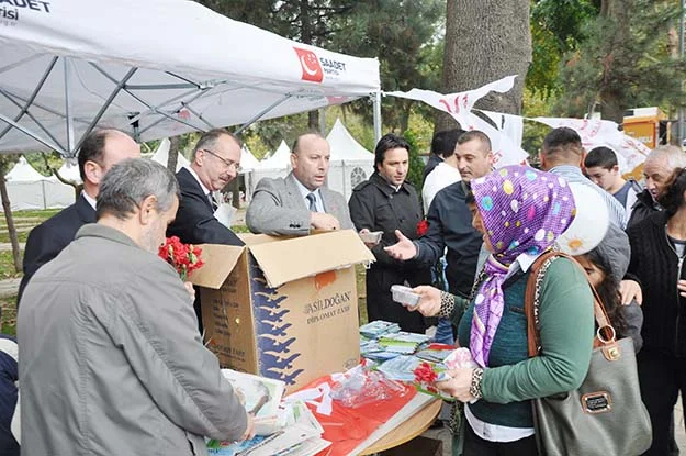 Beykozlu Yaşar Ahmet Akkuzu, Saadet Partisi'nin Ulusal TV'lere gönderdiği reklâm