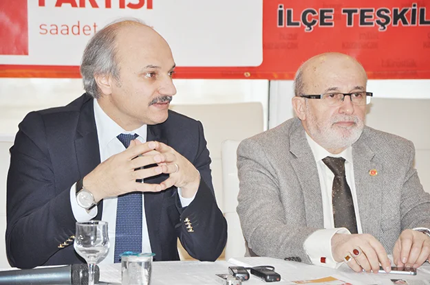 Türkiye'de Çalışan Gazeteciler Günü olarak kutlanan 10 Ocak, ilçedeki siyasi