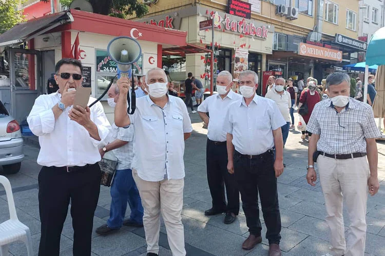 Saadet Partisi Beykoz İlçe Başkanlığı her yıl düzenlediği aşure programı