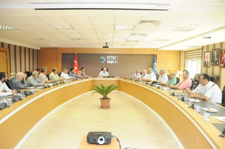 Beykoz’da faaliyet gösteren amatör spor kulüplerinin temsilcileri Belediye Başkanı Yücel