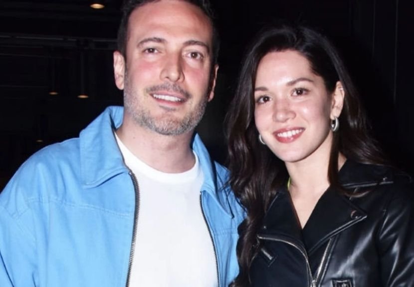 Ünlü şarkıcı, söz yazarı ve oyuncu Oğuzhan Koç, yeni sevgilisi