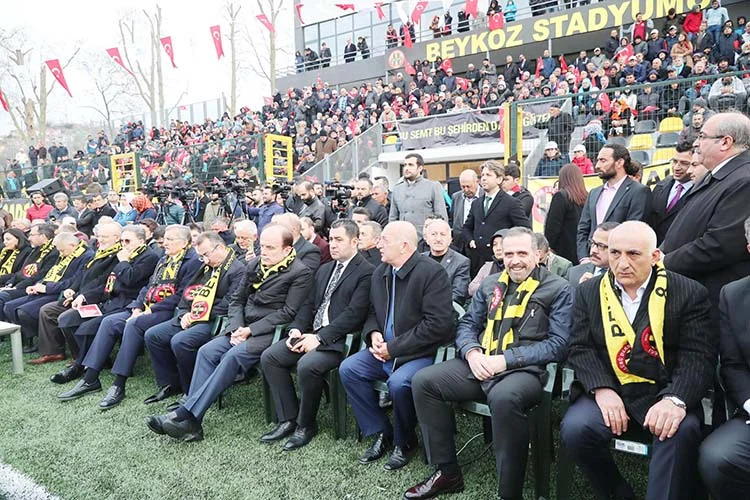 Gençlik ve Spor Bakanı Mehmet Muharrem Kasapoğlu yapımı tamamlanan Beykoz