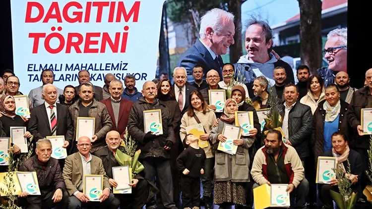 Beykoz Elmalı Mahallesinde 195 kişiye tapu verildi 6 tapu beyk JKC2d3BoaV