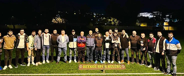 Bu yıl 11. kez düzenlenen Kelle İbrahim Turnuvasında Özel Kupa