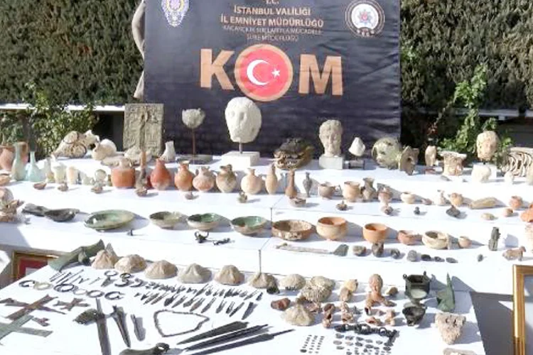 Beykoz’da yapılan tarihi eser operasyonunda bir kişinin gözaltına alındığı bildirildi.