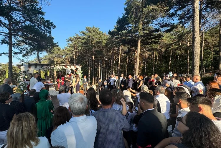 Taştan ailesinin Beykoz'da mutlu günü 2 tasd1 8Ch6Fw5AXE