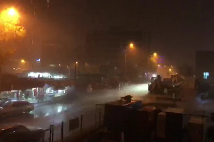 Dost Beykoz’un son dakika uyarı olarak okuyucularına duyurduğu şiddetli sağanak