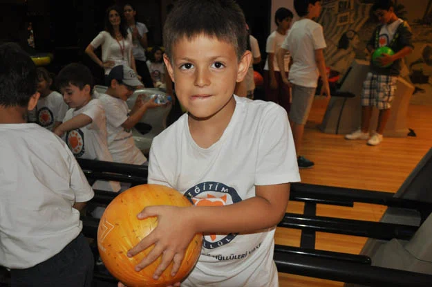 Beykozlu çocuklar 'Bovling' oynadı 1 tegv db bowling 12 7hR3TJ6Fgy