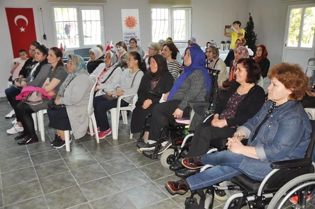 TEGV Beykoz Şubesi, birbirinden güzel çocuk projelerini, velilere yönelik çalışmalarıyla