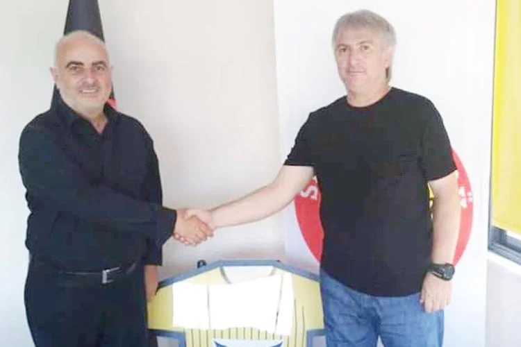 BAL’de mücadele etmeye hazırlanan Beykoz 1908 A.Ş, Hakan Çobanoğlu'nun görevi