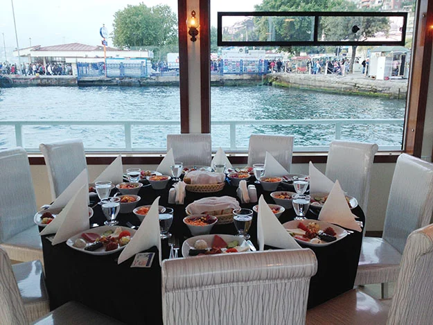 Belirlediğiniz kriterler ve organizasyon ile konuklarınızın hoşça vakit geçirecekleri ve