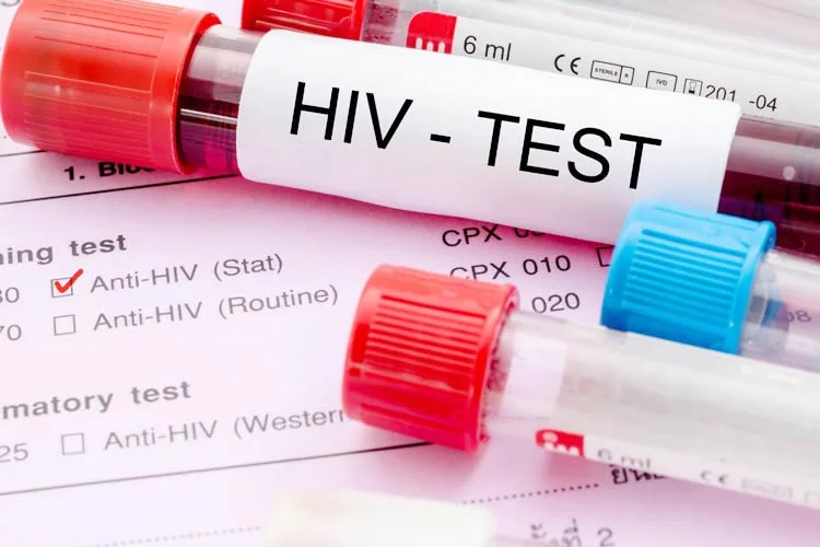 Beykoz'daki özel bir şirkette satış sorumlusu olarak görev yapan bir