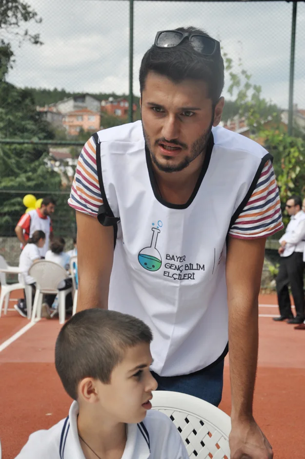  Türkiye'nin dört bir yanından gelen üniversite öğrencilerinin yer aldığı