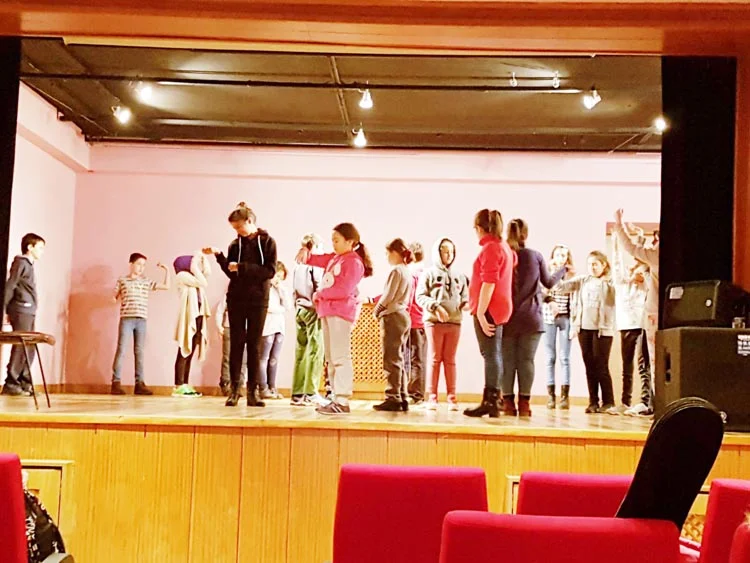 tiyatro 7 Gk0 2ECpv4