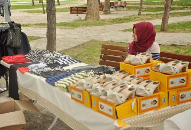 Beykoz'un Engelsiz Aslanları, birbirinden güzel giysileri ve el emekleri yiyecekleri