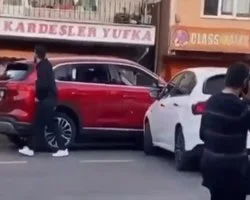 Türkiye'nin Otomobili TOGG, Beykoz'daki ilk kazasını yaptı. Kimse yara almadan