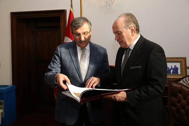 Tedavi gördüğü hastanede hayatını kaybeden Dr. Mimar Kadir Topbaş için