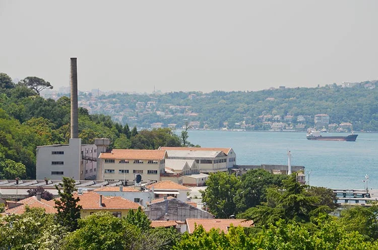 Beykoz’un Paşabahçe Mahallesi’ndeki eski Tekel Fabrikası arsası için yapı ruhsatı