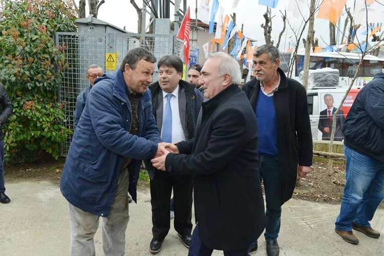 CHP Adayı Tosun Beykoz'un köylerine bir tur daha yaptı. Tosun’a,